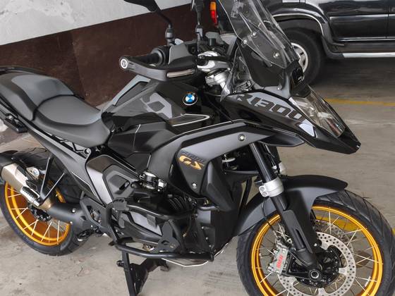 BMW R 1300 GS TRIPLE BLACK BMW R 1300 GS TRIPLE BLACK